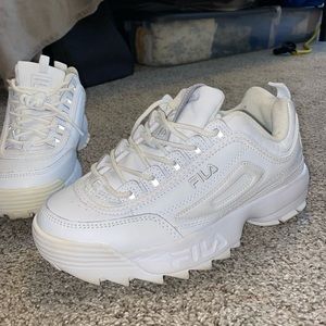 FILA white sneakers womens 9 barely worn